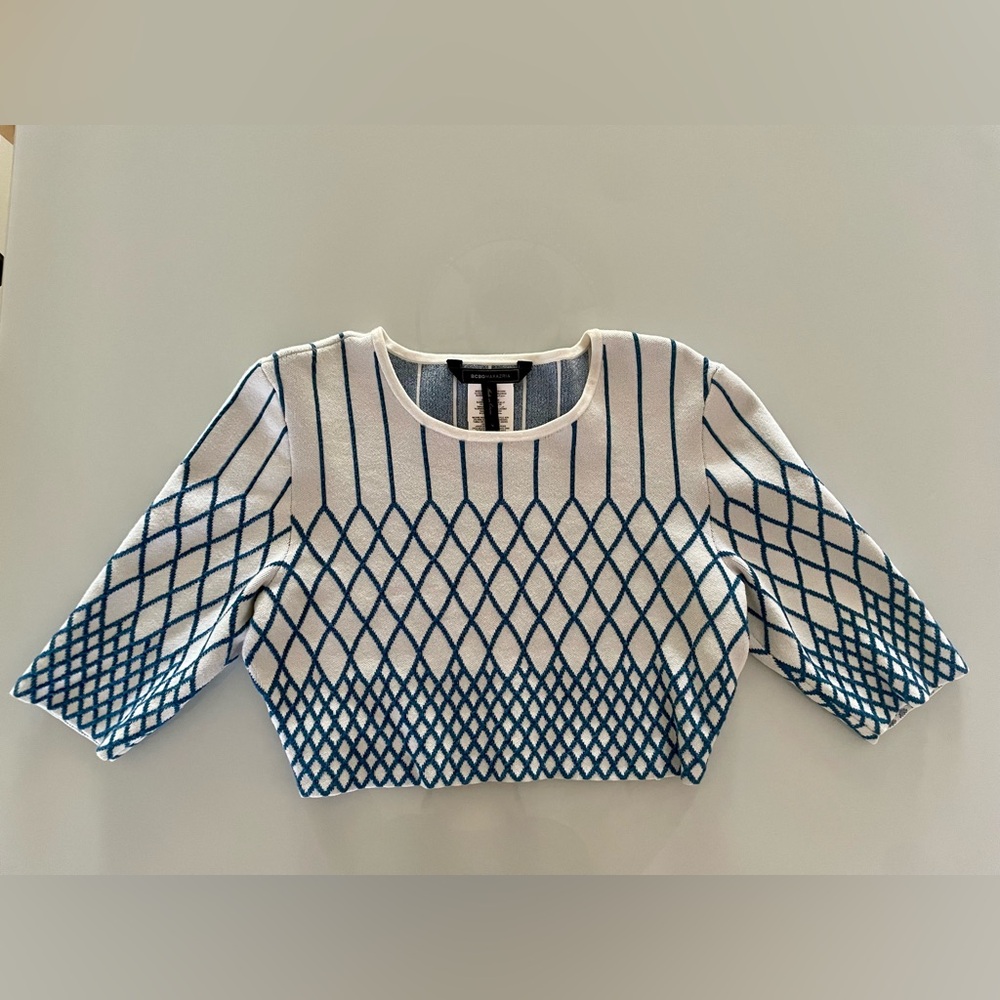 BCBG Max Azria Vintage Crop Top With 3/4 Sleeves- Size Large - New Without Tags